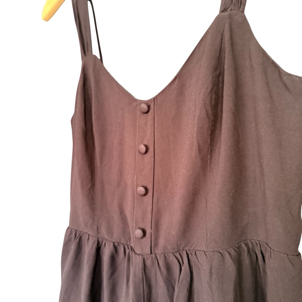 Trixxi | Francesca’s Collections | Black Button-Up Tiered Romper - Picture 3 of 7
